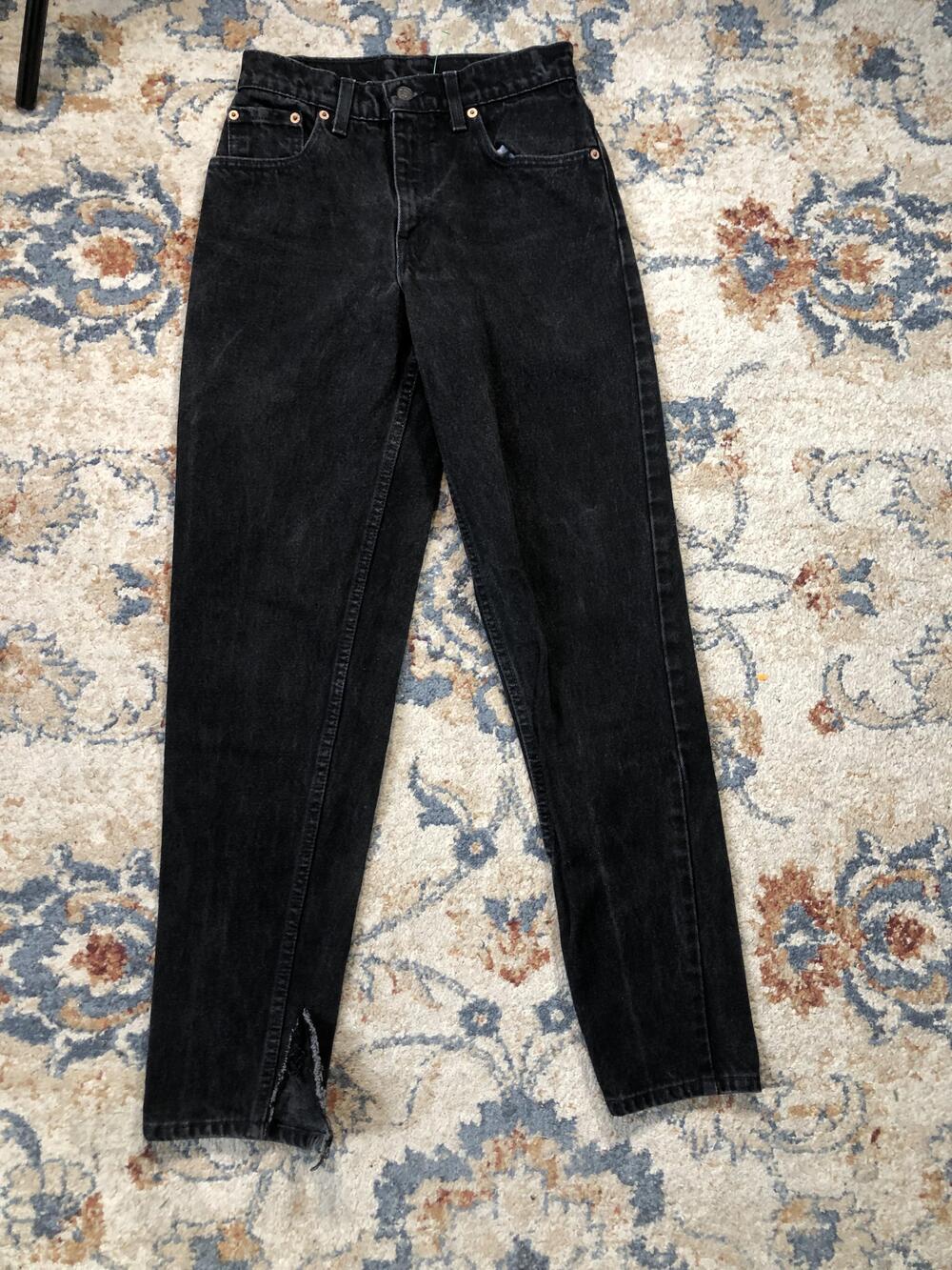 Vintage Levis 550 Jeans Womens 5 Medium Black Relaxed Fit Tapered Made USA 90s